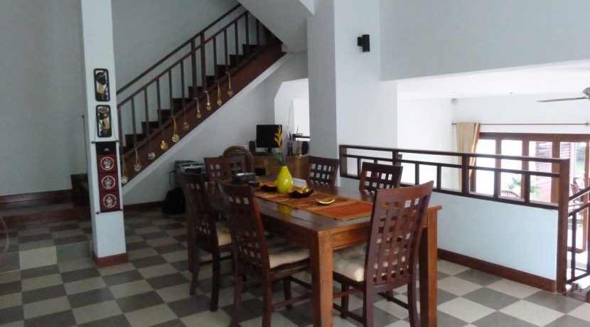 09 dining area