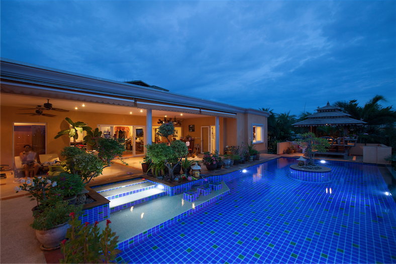 Luxury Pool Villa in Siam Royal View