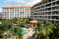 The Royal Hill Resort is a condominium complex situated between Jomtien and Pattaya City on Thaprya Road Being central Pattaya City and Jomtien Beach you really have the best of both sides, you can walk or relax on the beach in Jomtien and visit the multicultural restaurants and places of refreshment; there are Danish, Norwegian, Swedish, Finnish, Russian, Italian, French, German and American bars and restaurants.