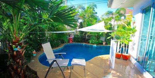 Beautiful two bedroom beach Villa